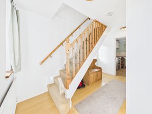 HALLWAY- click for photo gallery